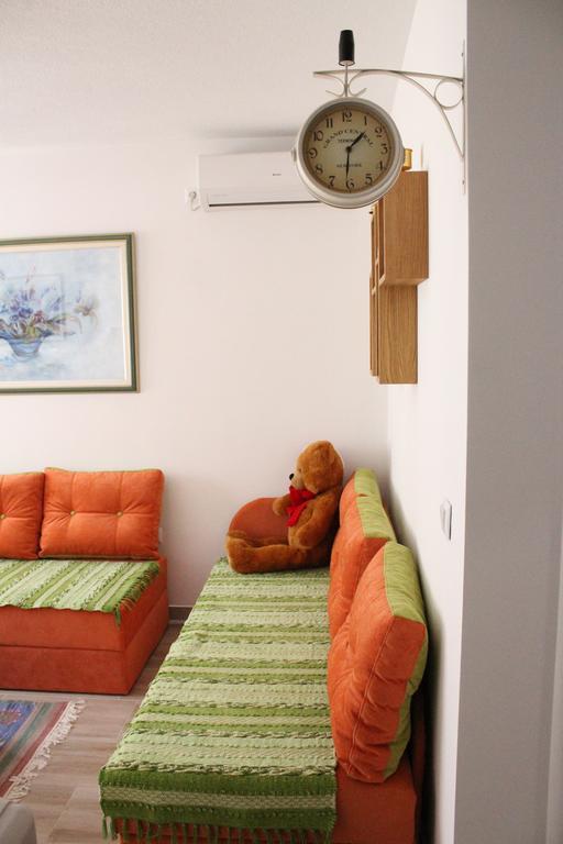Apartment Center *