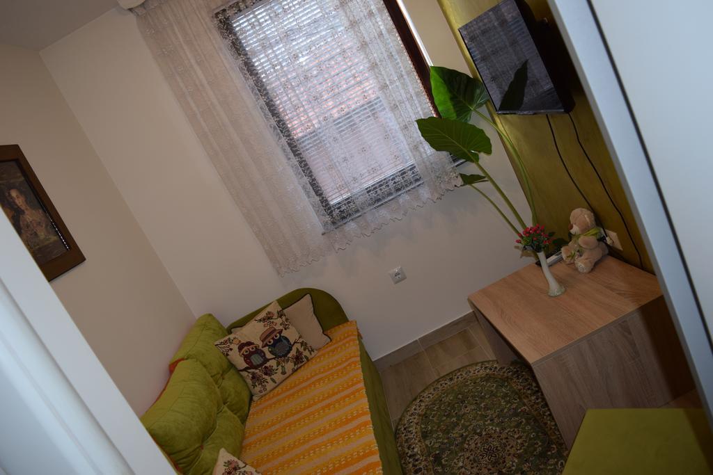 Apartment Center